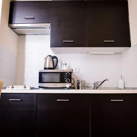 Stylish Modern Studio - Minutes Away From Parliame Budapest